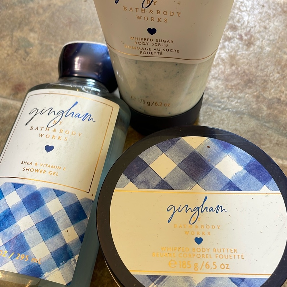 Gingham shower gel scrub and body butter